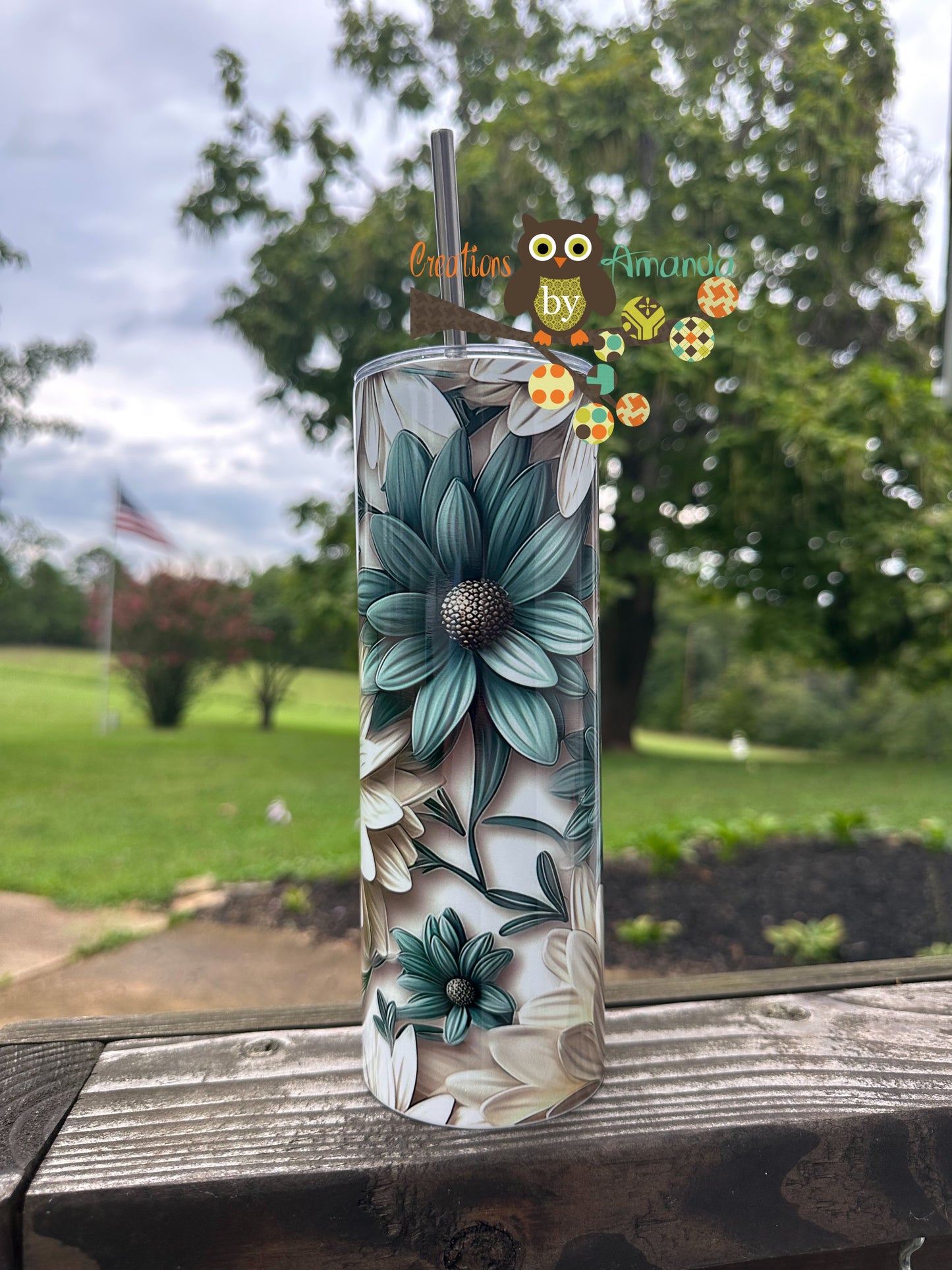 3D Daisy (Blue/White) Tumbler