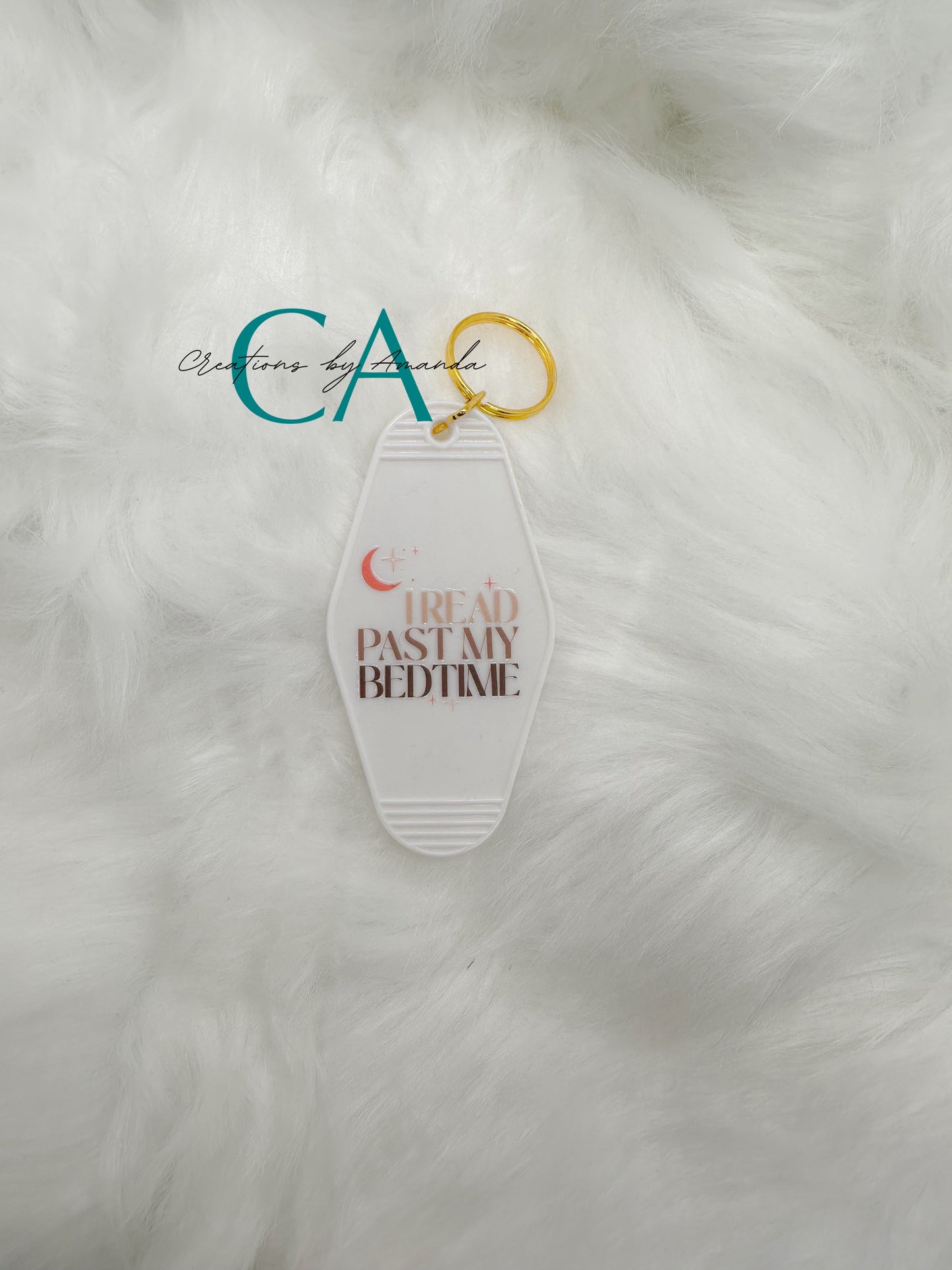 Motel Keychain - I Read Past My Bedtime (White)