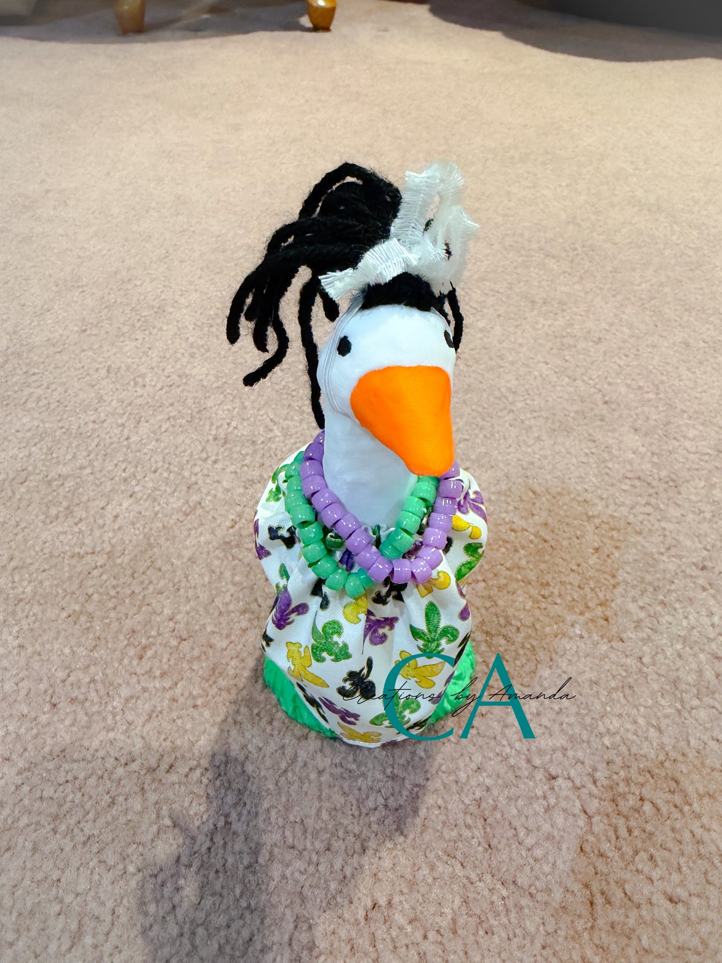 Desk Goose Outfit - Mardi Gras (fleur-de-lis, White Background)