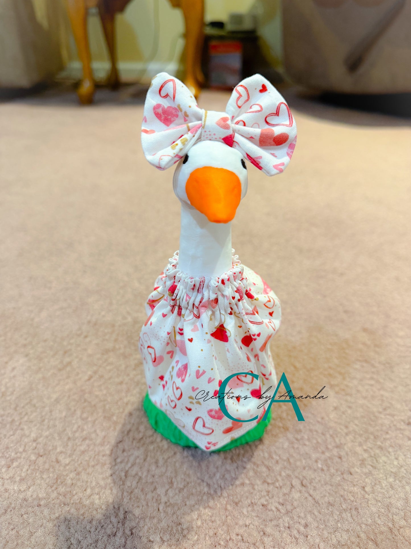 Desk Goose Outfit - Valentine's Day (Pink/Red, White Background)