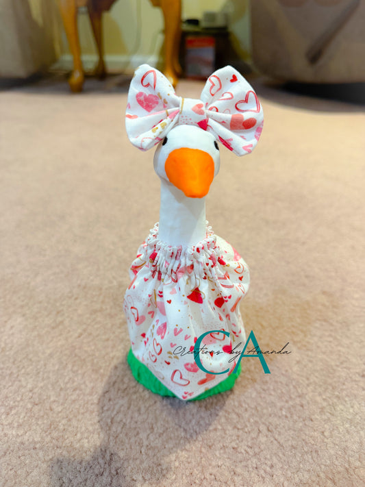 Desk Goose Outfit - Valentine's Day (Pink/Red, White Background)